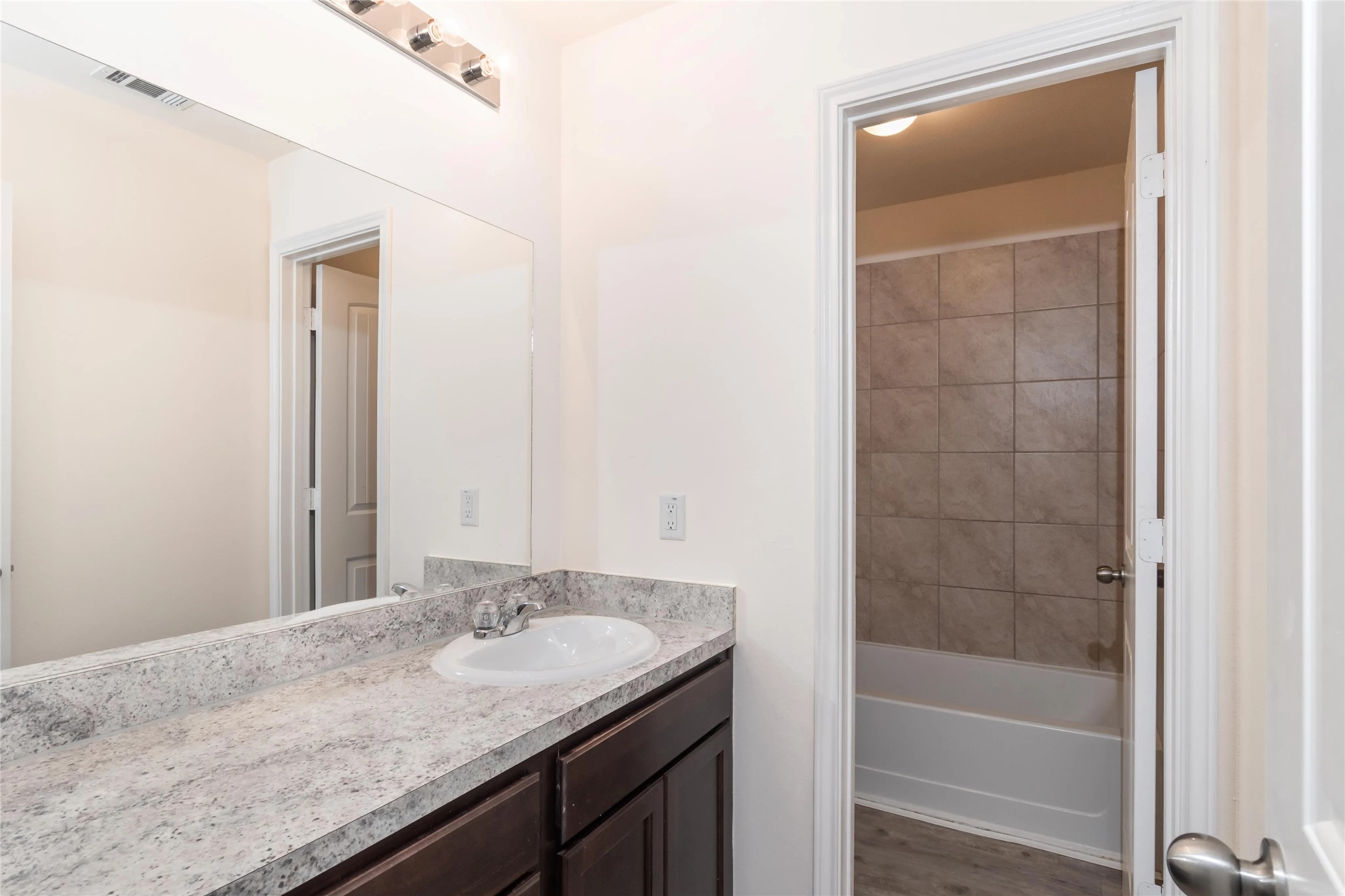 12727 Veterans Ranch Road Houston, TX 77014 - Photo 10 of 10 Photos may be representative of the floor plan and not the exact home. Finishes, layout, and features of the actual property for lease may vary.