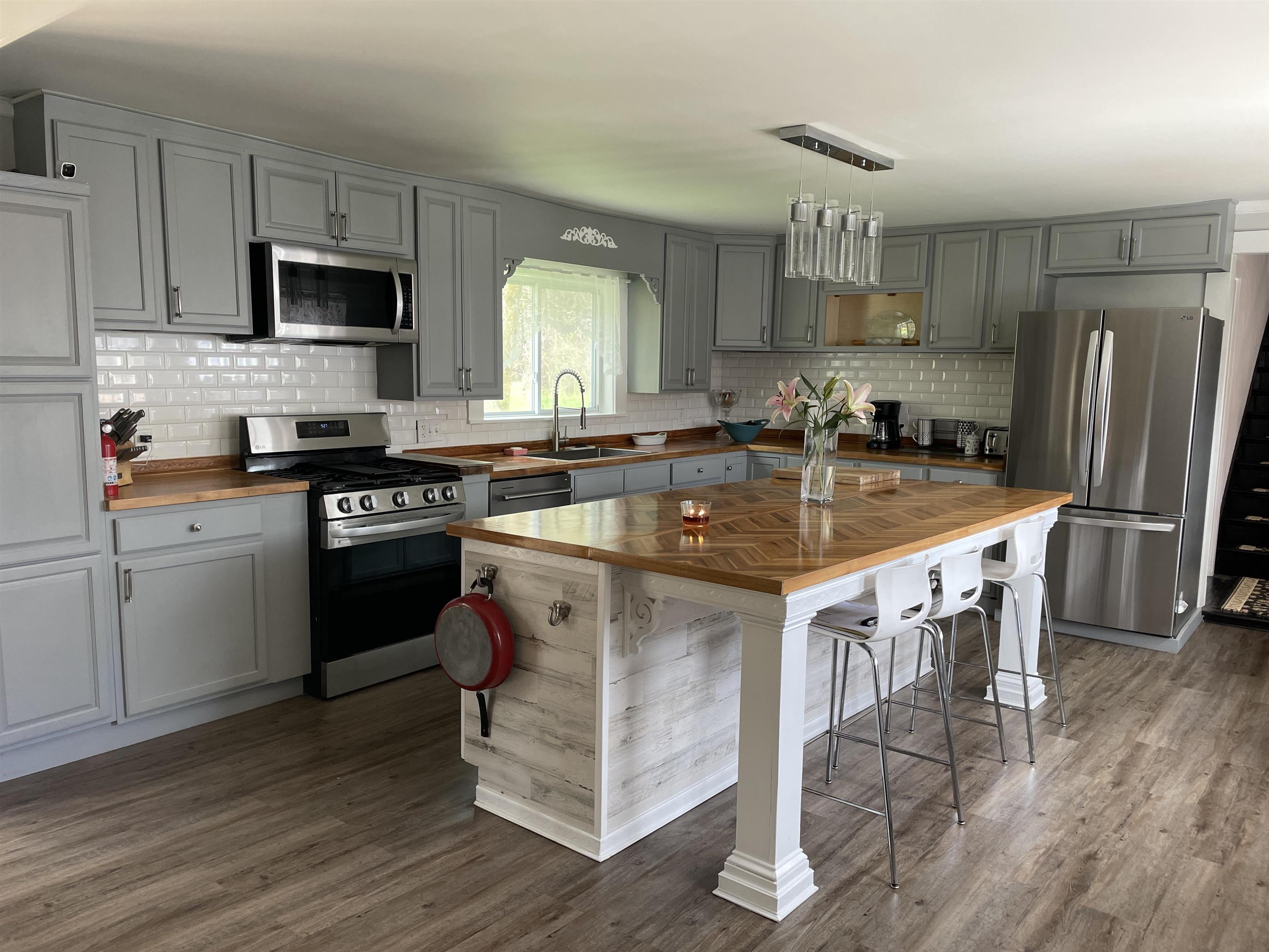 115 Fenton Road St. Johnsbury, VT 05819 - Photo 7 of 39