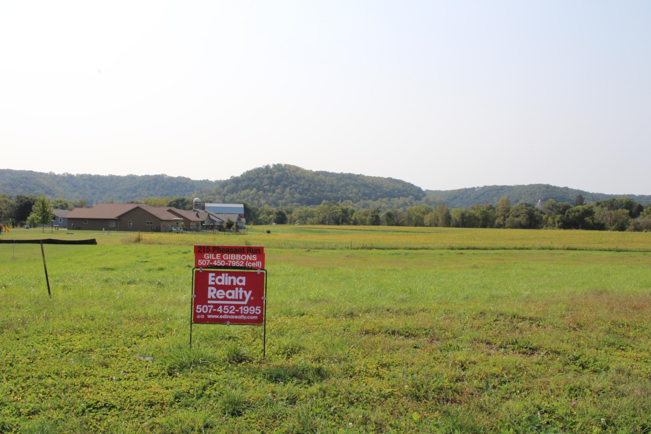 215 Pheasant Run Rollingstone, MN 55969 - Photo 11 of 13