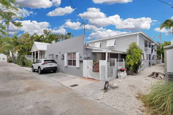 $2,250,000 | 912 Pohalski Street, Key West, FL 33040