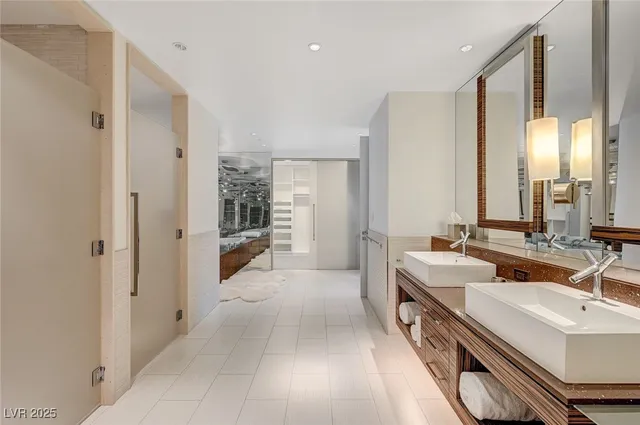 $20,000 | 3750 South Las Vegas Boulevard, Unit 3505, Las Vegas, NV 89158