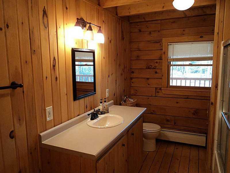 179 Hoak Road Waldoboro, ME 04572 - Photo 13 of 17 Bathroom.