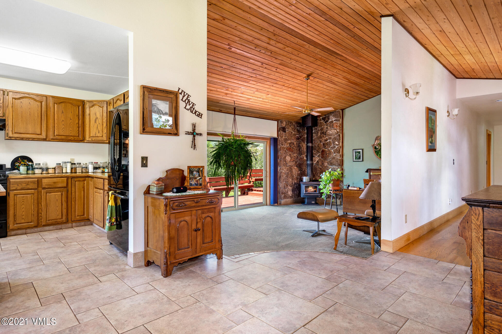 385 Edwards Access Road Edwards, CO 81632 - Photo 27 of 37 a view of a living room and workspace