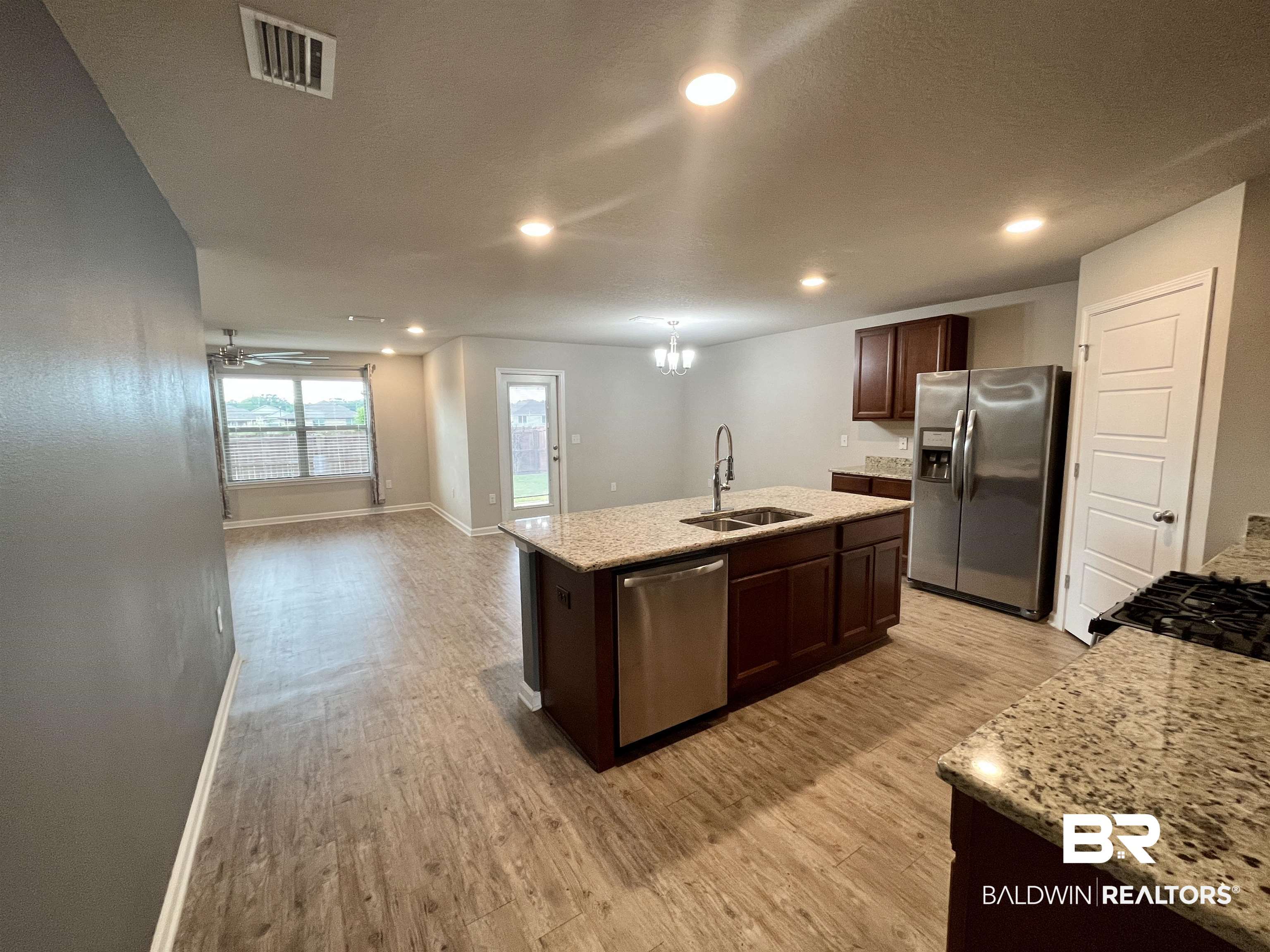 8361 Irwin Loop Daphne, AL 36526 - Photo 8 of 35 Gallery Image 8