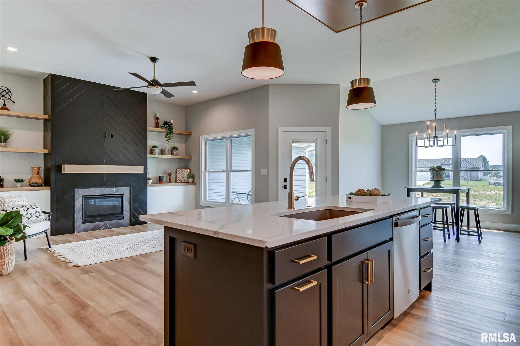 4606 Bellevue Drive Springfield, IL 62711 - Photo 23 of 48 Gallery Image 23