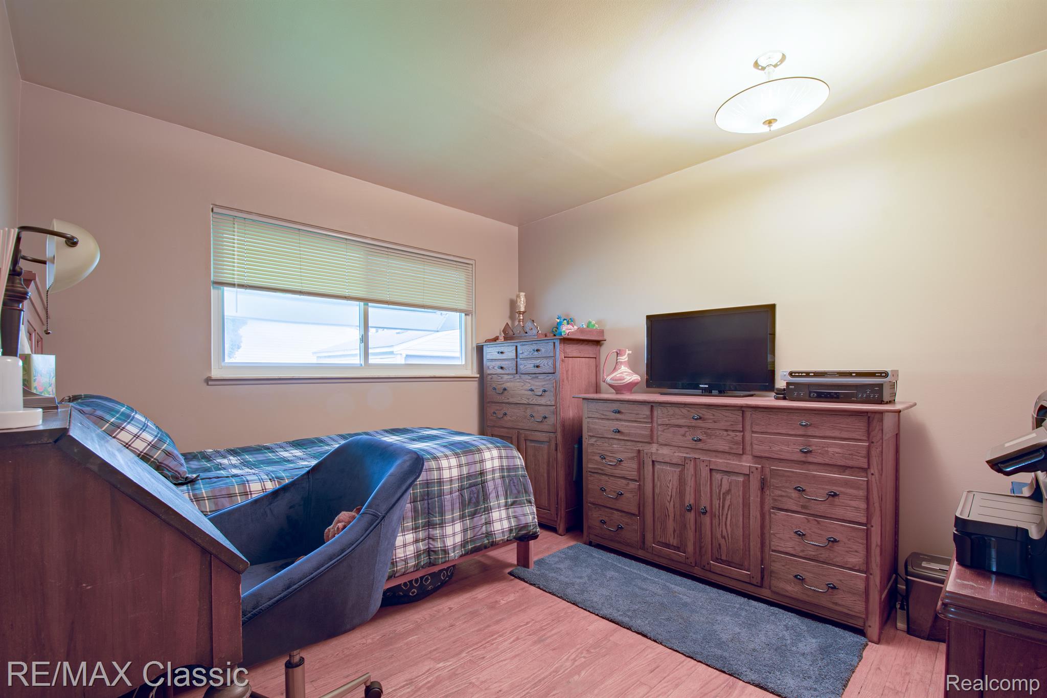 22645 Power Road Farmington, MI 48336 - Photo 12 of 20 Bedroom 2