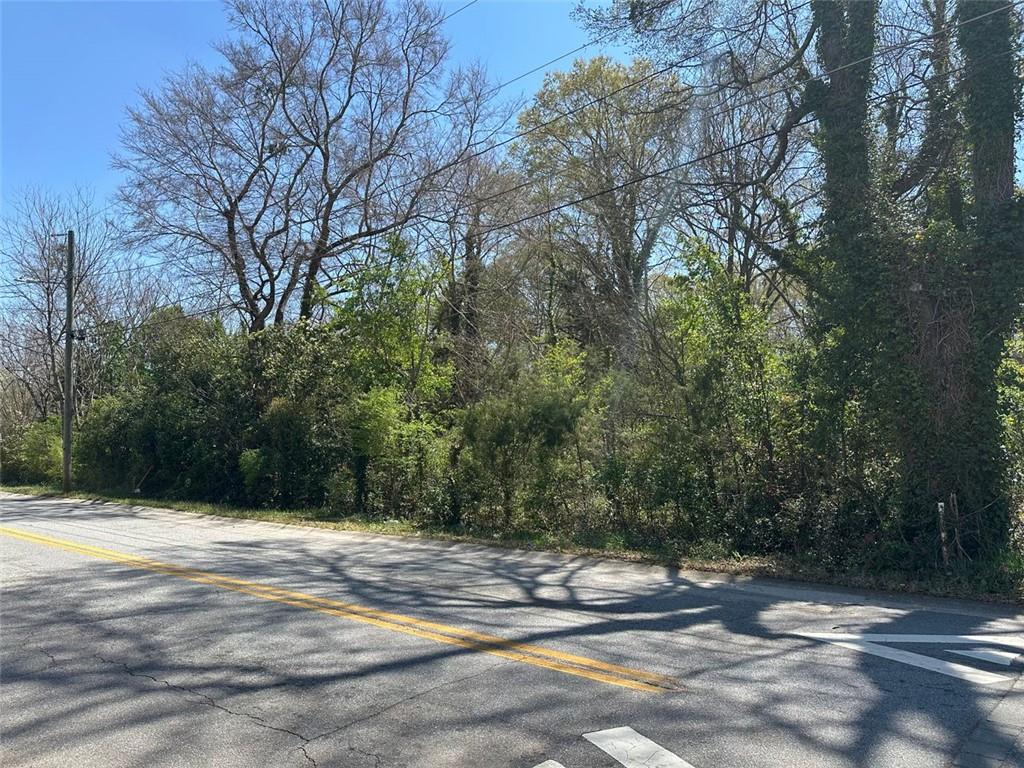 504 Davis Street Monroe, GA 30655 - Photo 2 of 3 a view of backyard space