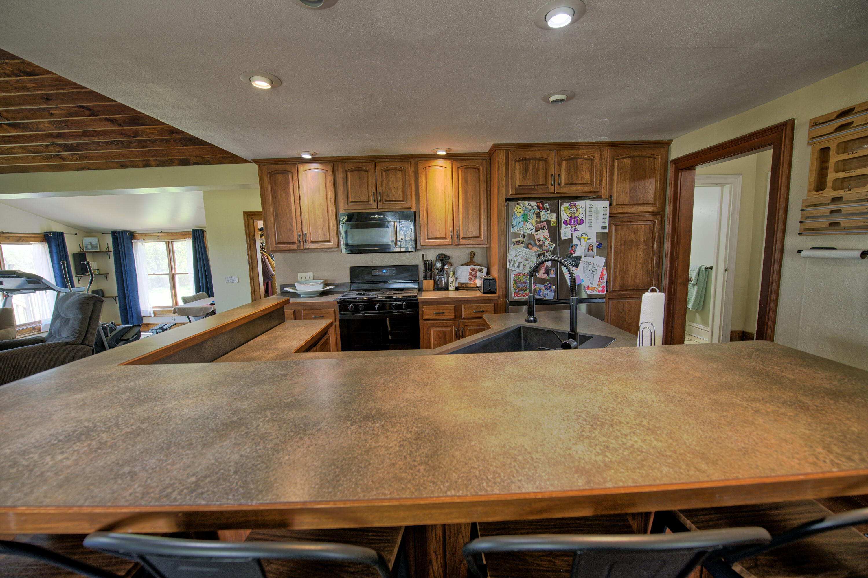 8250 Oneida Road Grand Ledge, MI 48837 - Photo 7 of 55 Kitchen