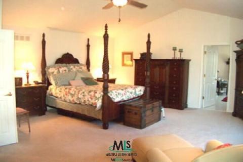 864 Loggers Circle Rochester, MI 48307 - Photo 8 of 9 822165-7.JPG