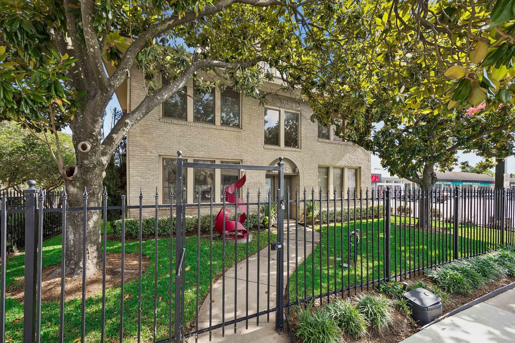 1601 Westheimer Road, Unit C Houston, TX 77006 - Photo 1 of 13 Gallery Image 1