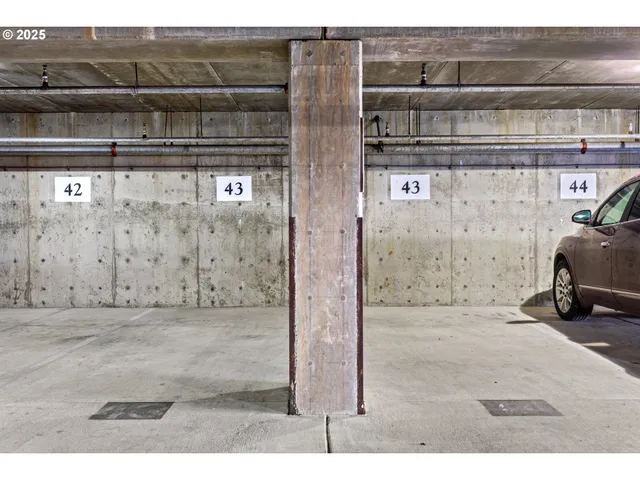 $544,000 | 300 North Pacific Street, Unit 43, Rockaway Beach, OR 97136