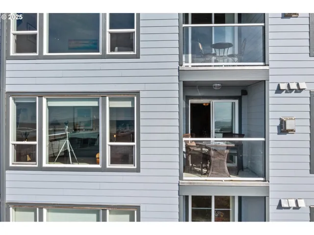 $544,000 | 300 North Pacific Street, Unit 43, Rockaway Beach, OR 97136