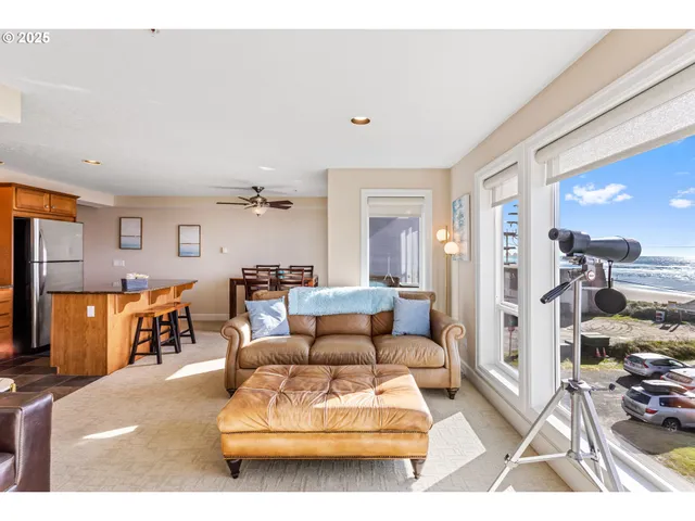 $544,000 | 300 North Pacific Street, Unit 43, Rockaway Beach, OR 97136