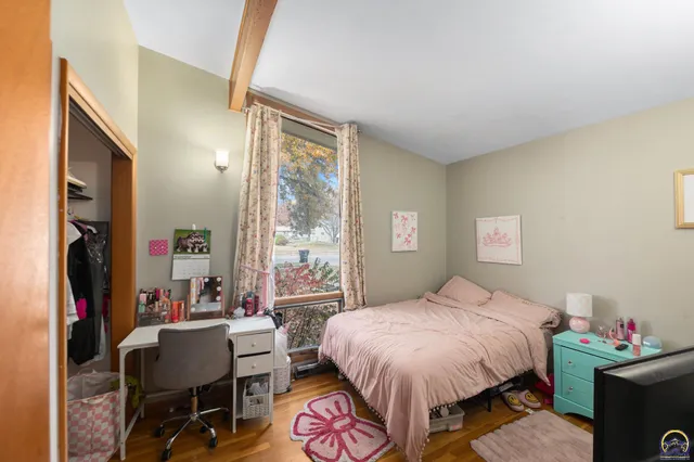 $239,000 | 5217 Southwest Belle Terrace, Topeka, KS 66604