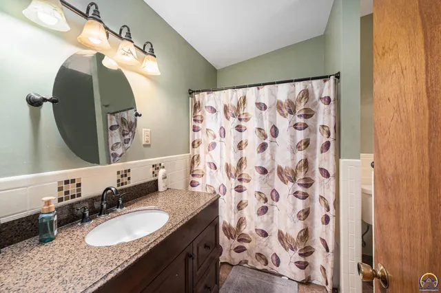 $239,000 | 5217 Southwest Belle Terrace, Topeka, KS 66604