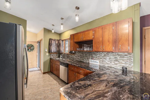 $239,000 | 5217 Southwest Belle Terrace, Topeka, KS 66604