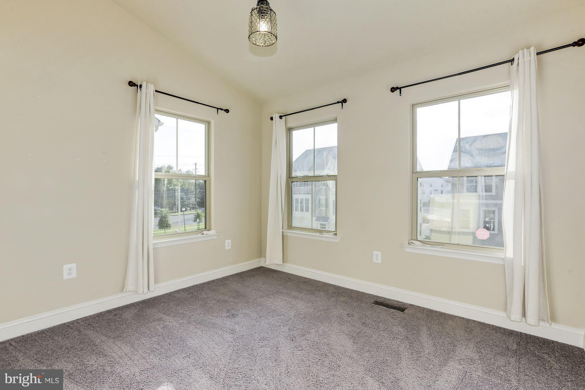 14405 Vedanta Way Silver Spring, MD 20906 - Photo 20 of 30 Bedroom 2, lots of light