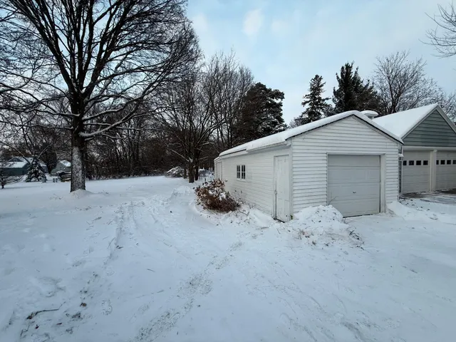 $199,900 | 434 Evergreen Park Boulevard, Litchfield, MN 55355