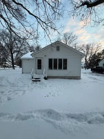 $199,900 | 434 Evergreen Park Boulevard, Litchfield, MN 55355