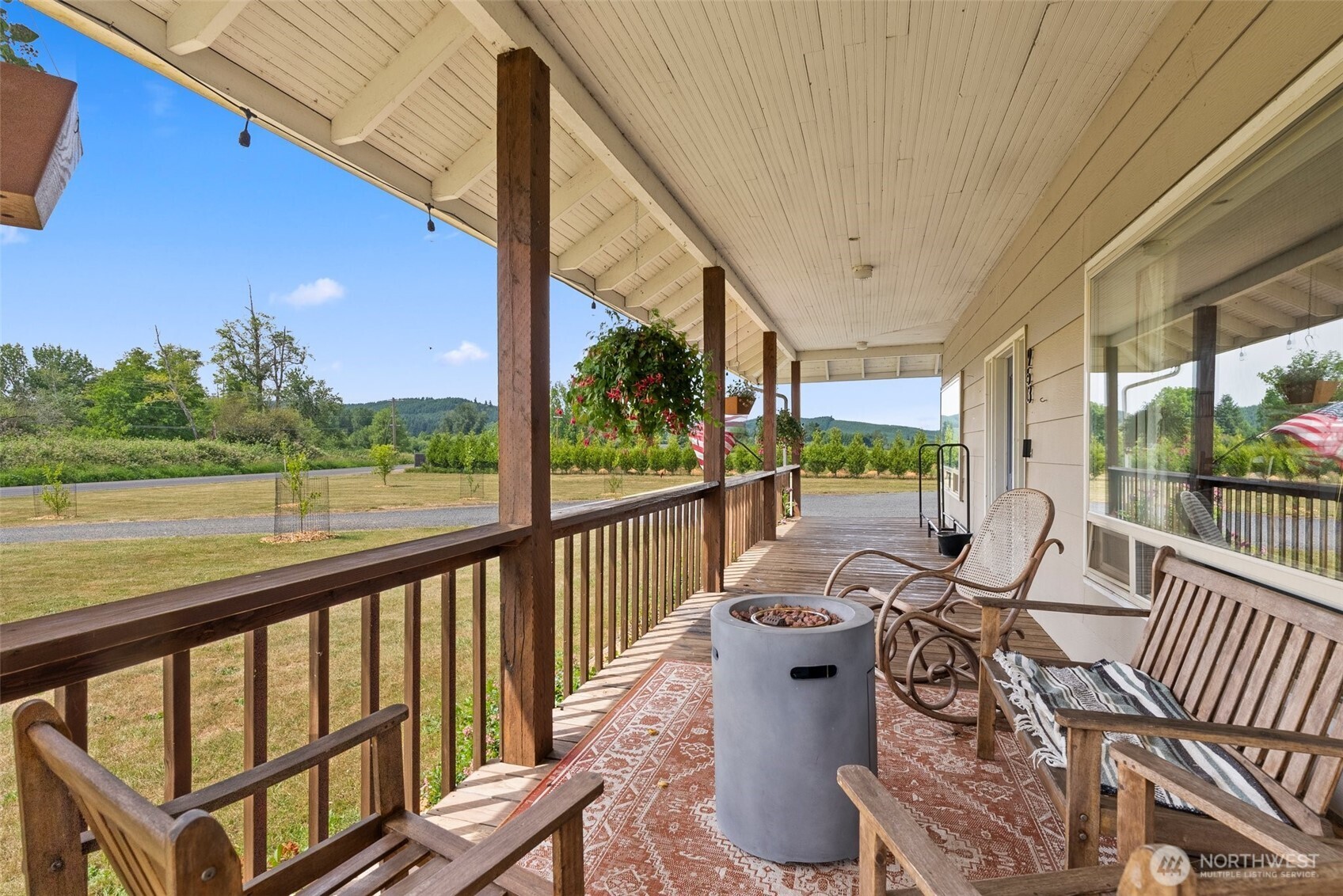 953 Boistfort Road Curtis, WA 98538 - Photo 5 of 40 a view of balcony with furniture