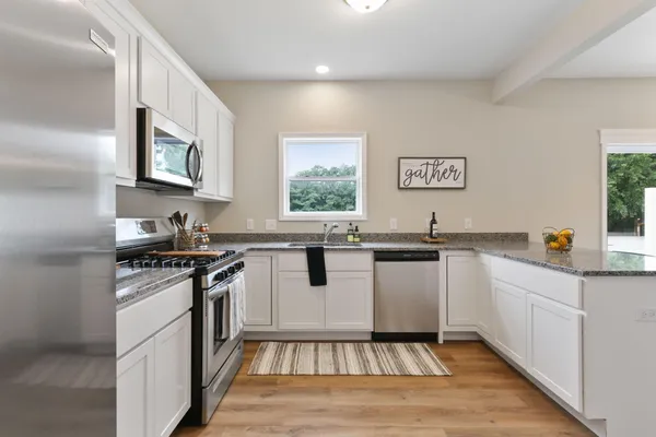 $291,750 | 945 Paula Court, Hobart, IN 46342