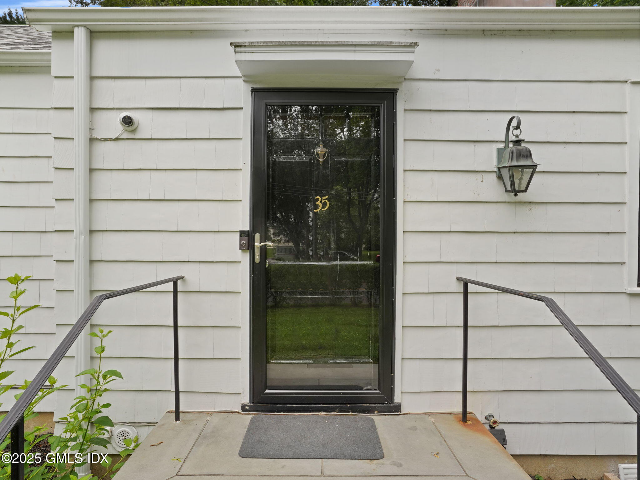 35 Skylark Road Greenwich, CT 06830 - Photo 2 of 34 Front Door