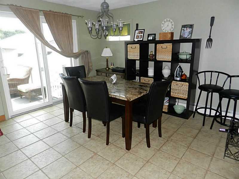 4 Long Lane Warren, RI 02885 - Photo 4 of 18 Dining Area.