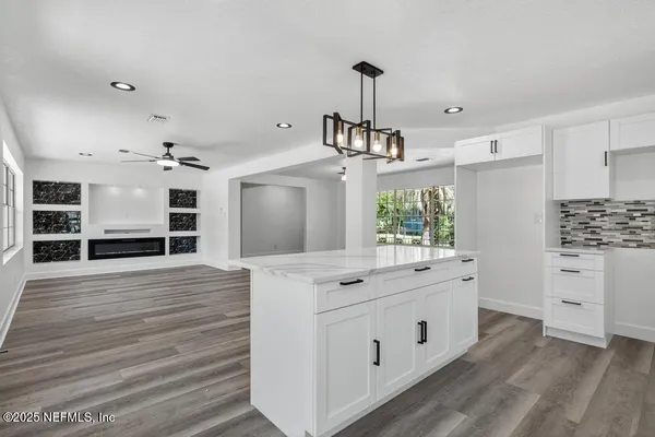 $299,999 | 9414 Carbondale Drive East, Jacksonville, FL 32208