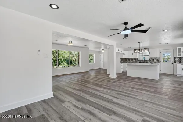 $299,999 | 9414 Carbondale Drive East, Jacksonville, FL 32208