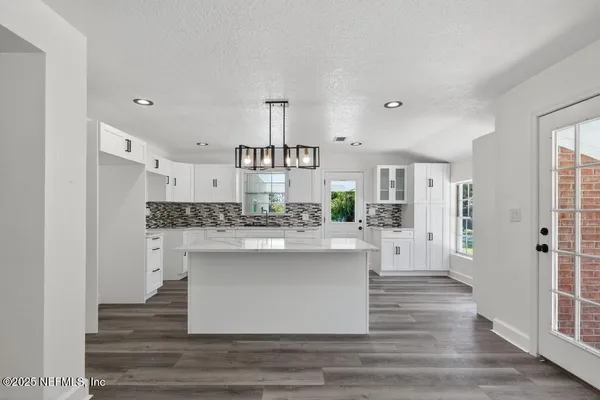 $299,999 | 9414 Carbondale Drive East, Jacksonville, FL 32208