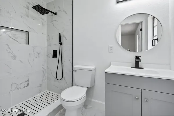 $299,999 | 9414 Carbondale Drive East, Jacksonville, FL 32208