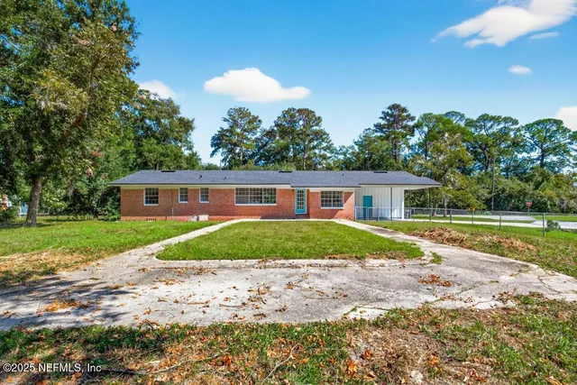 $335,000 | 9414 Carbondale Drive East, Jacksonville, FL 32208