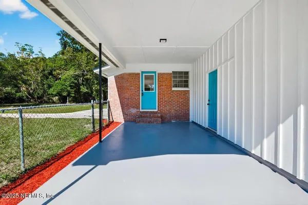 $299,999 | 9414 Carbondale Drive East, Jacksonville, FL 32208