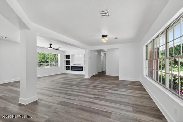 $299,999 | 9414 Carbondale Drive East, Jacksonville, FL 32208