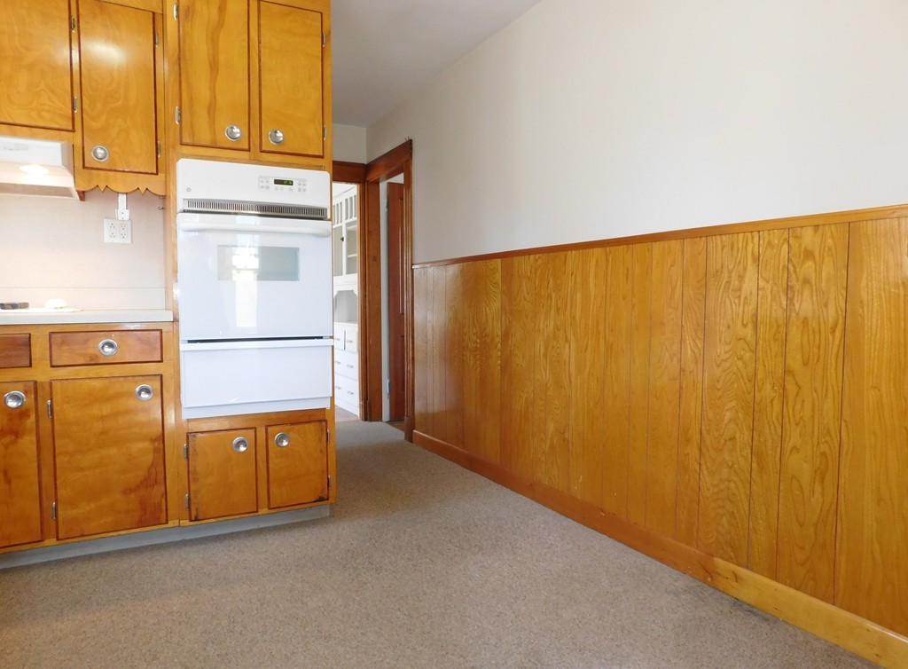 32 Youngs Road Dedham, MA 02026 - Photo 14 of 19 Gallery Image 14