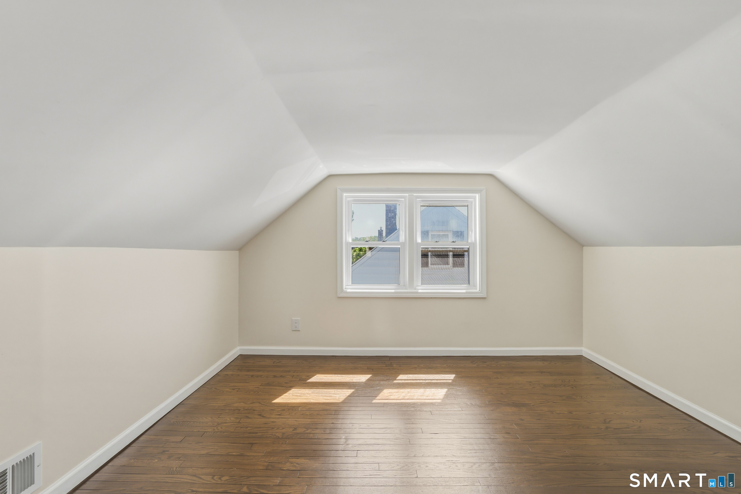 31 Alexander Road New Britain, CT 06053 - Photo 17 of 27