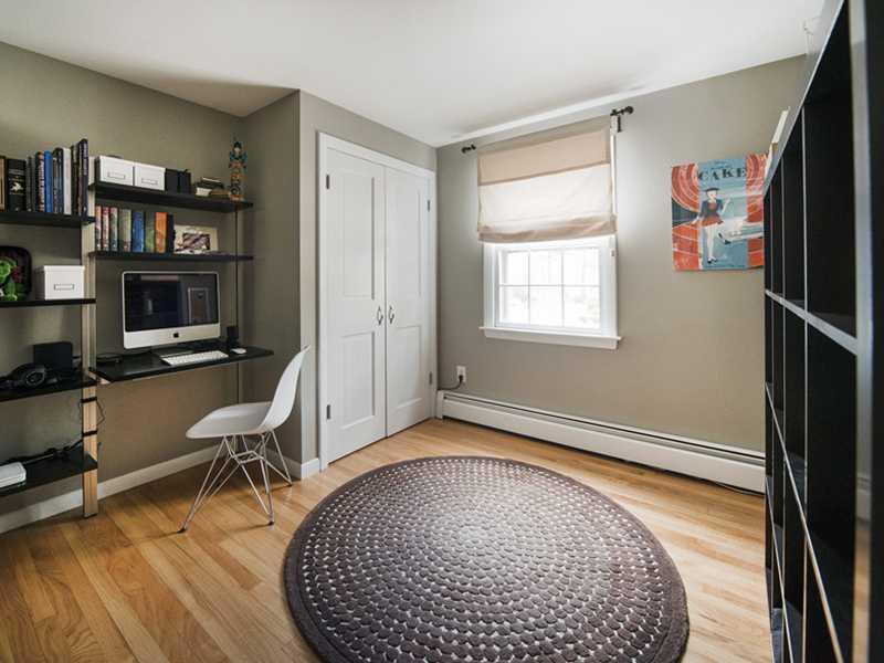 1 Hemlock Hill Road Cape Elizabeth, ME 04107 - Photo 9 of 18 Interior Space/Layout.