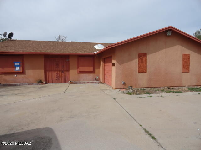976 Arco Lane Rio Rico, AZ 85648 - Photo 1 of 15 DSC05492