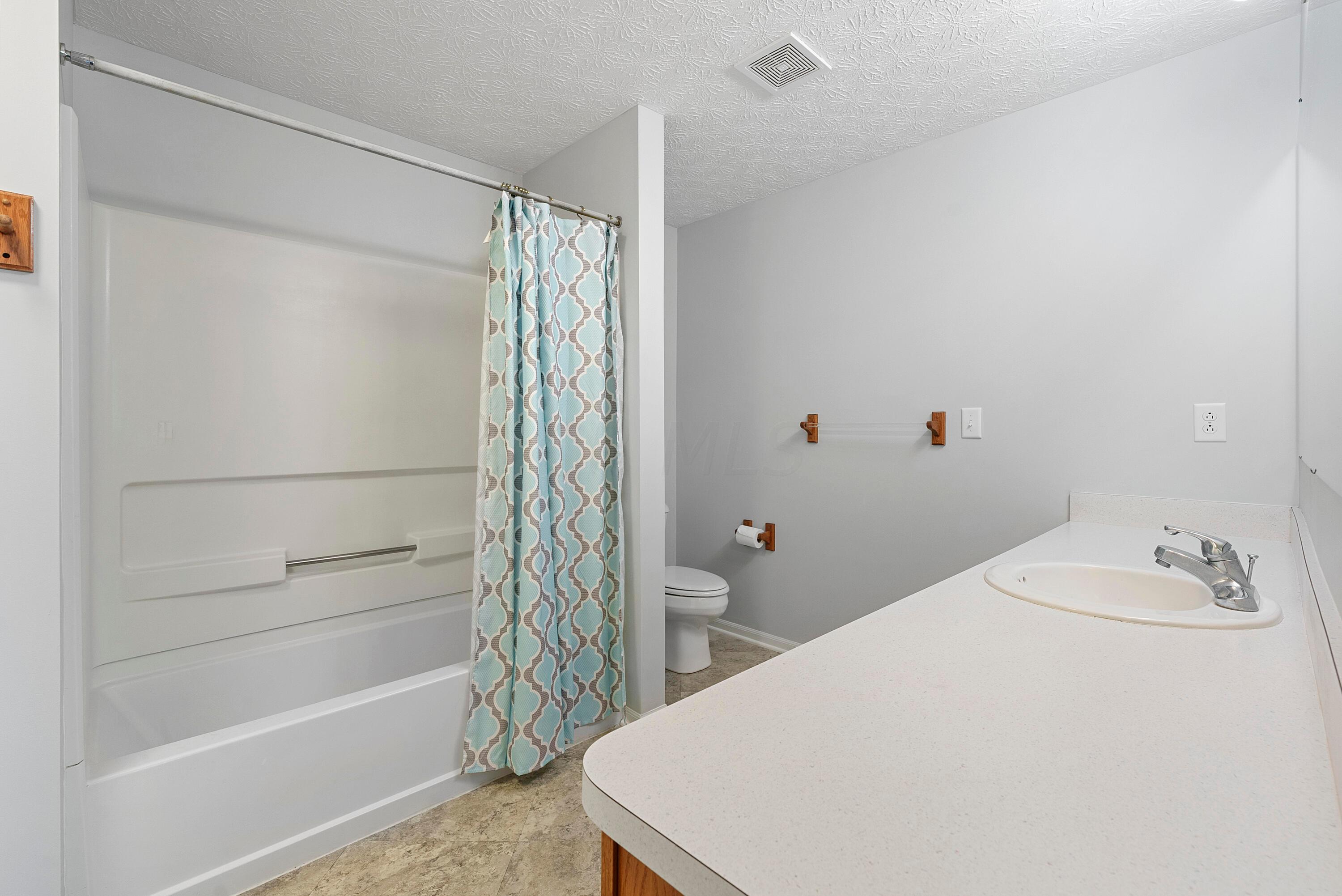 14640 Hartford Road Sunbury, OH 43074 - Photo 34 of 68 DSC09405