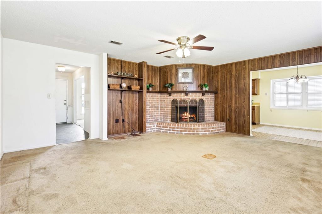 400 Longleaf Drive Slidell, LA 70458 - Photo 3 of 15