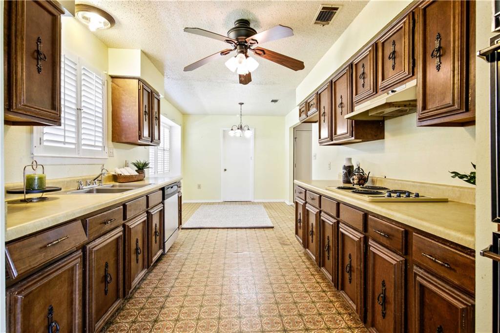 400 Longleaf Drive Slidell, LA 70458 - Photo 7 of 15