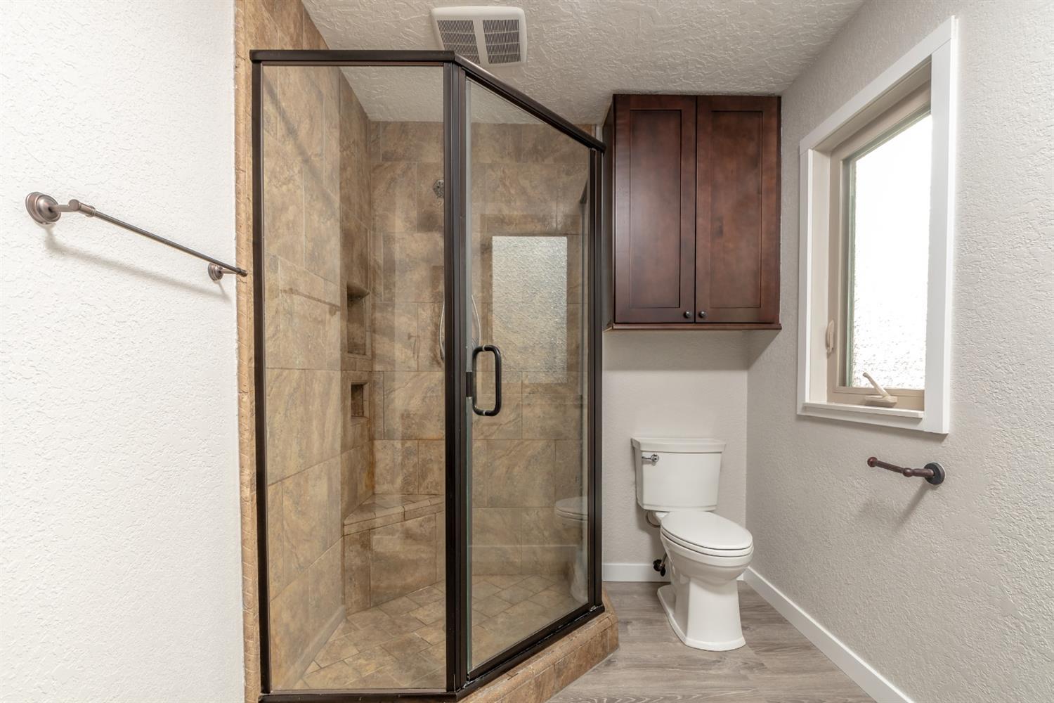 12481 Crystal Springs Road Klamath Falls, OR 97603 - Photo 11 of 35 Additional Photo