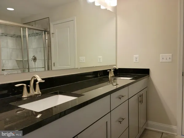 $3,300 | 7111 Tyndale Way, Hanover, MD 21076