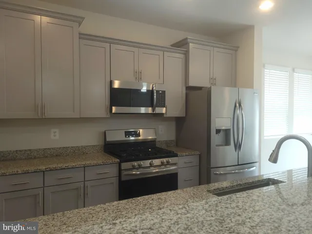 $3,300 | 7111 Tyndale Way, Hanover, MD 21076