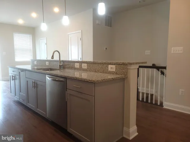 $3,300 | 7111 Tyndale Way, Hanover, MD 21076