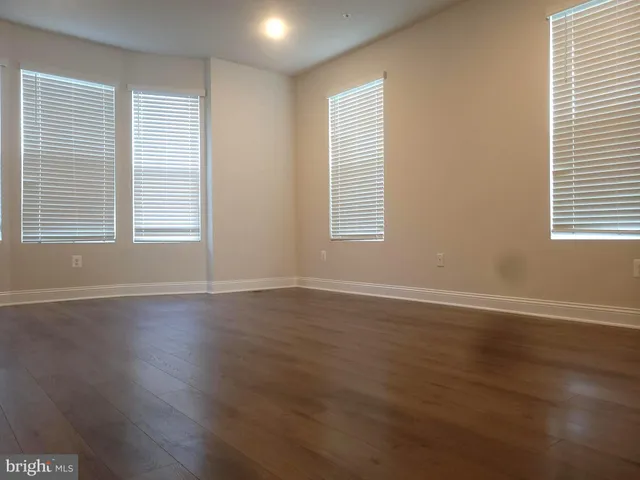 $3,300 | 7111 Tyndale Way, Hanover, MD 21076