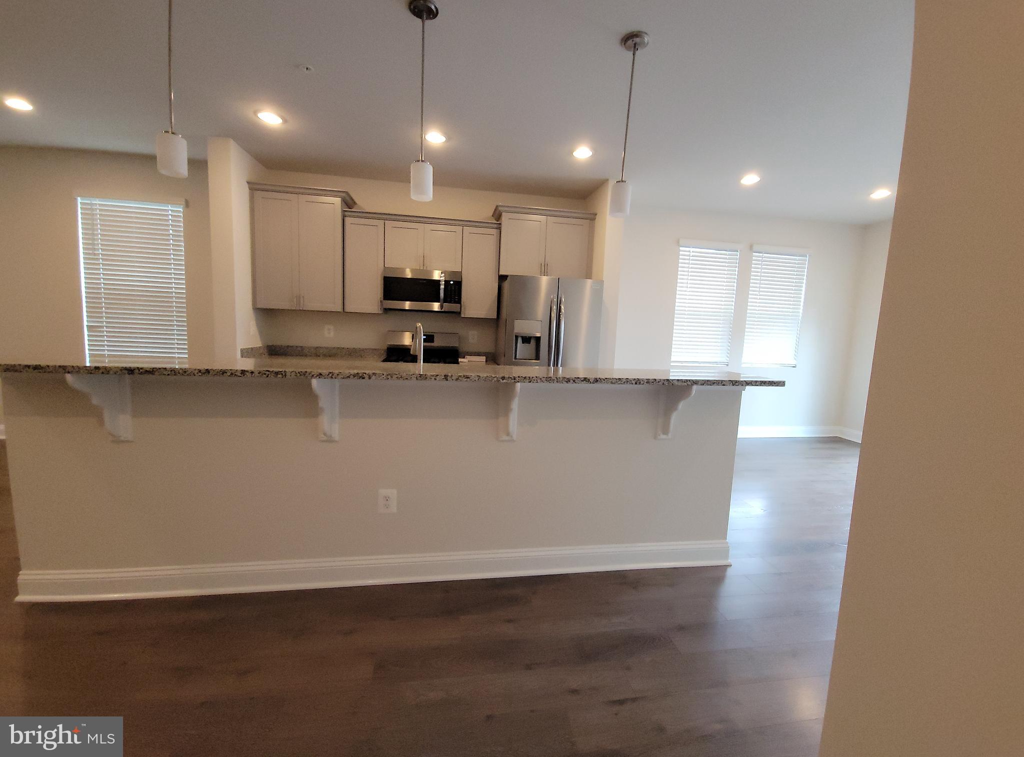 7111 Tyndale Way Hanover, MD 21076 - Photo 9 of 59