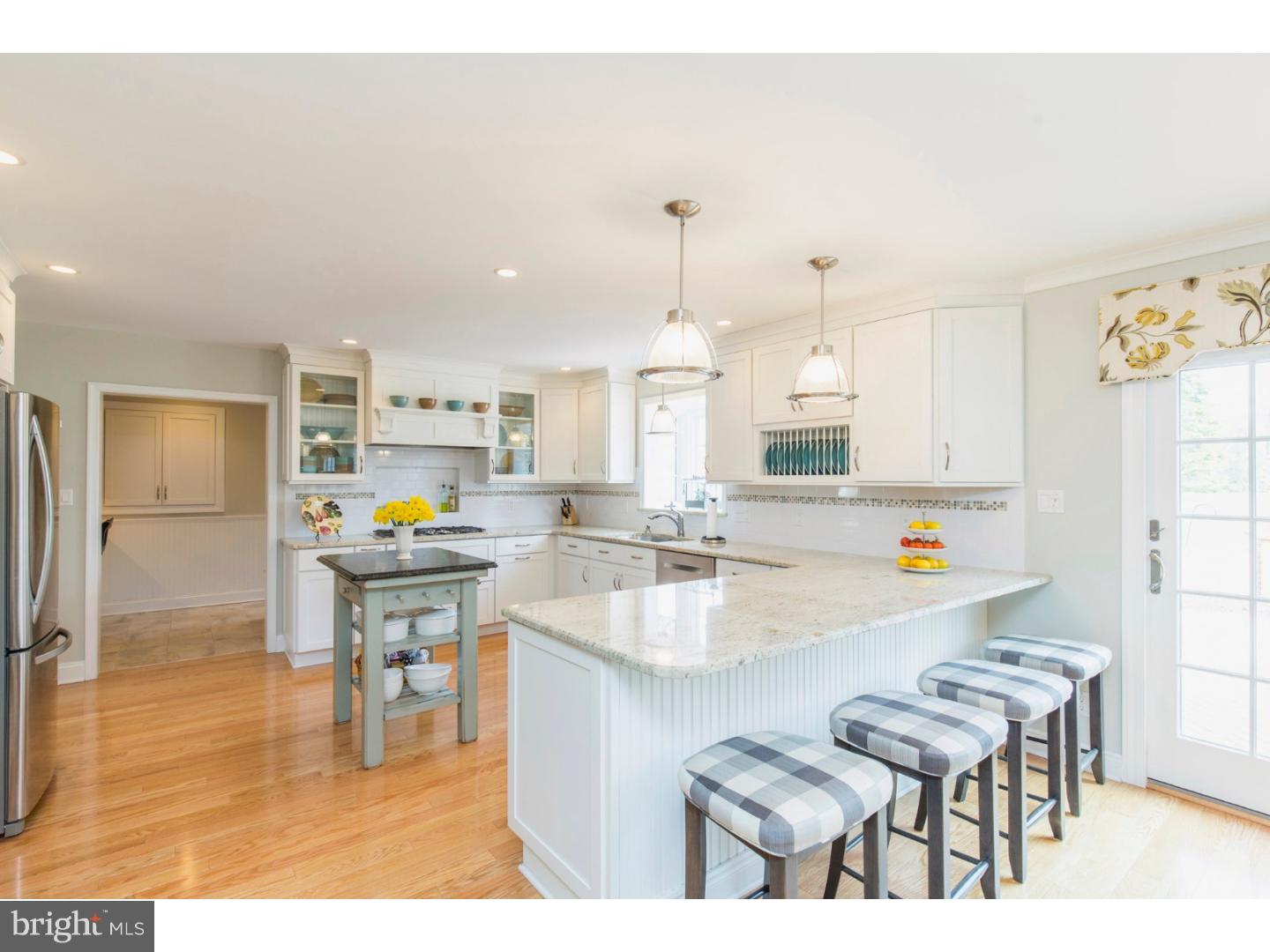 6 Old Covered Bridge Road Newtown Square, PA 19073 - Photo 8 of 25