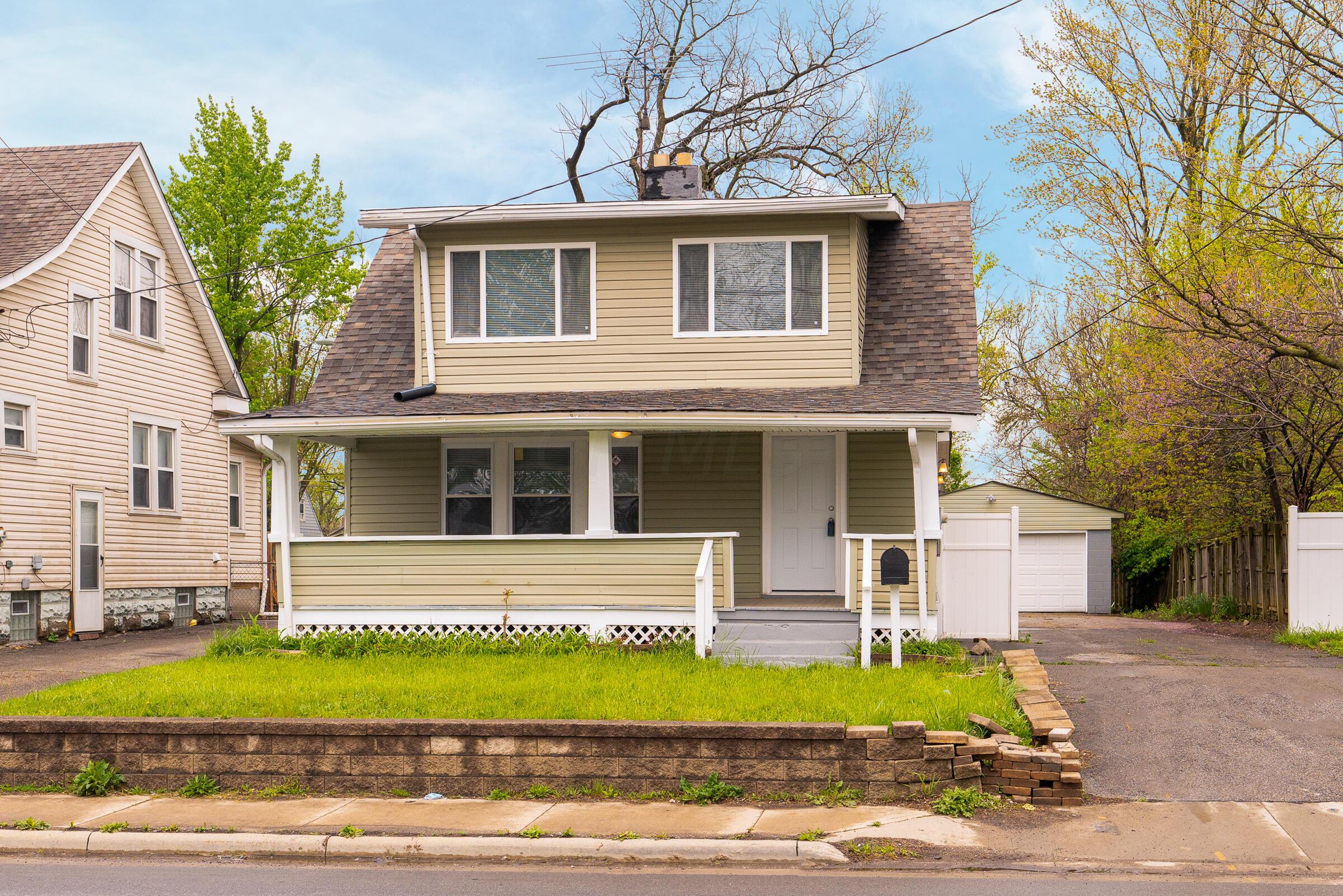 2056 Agler Road Columbus, OH 43224 - Photo 1 of 31 Gallery Image 1