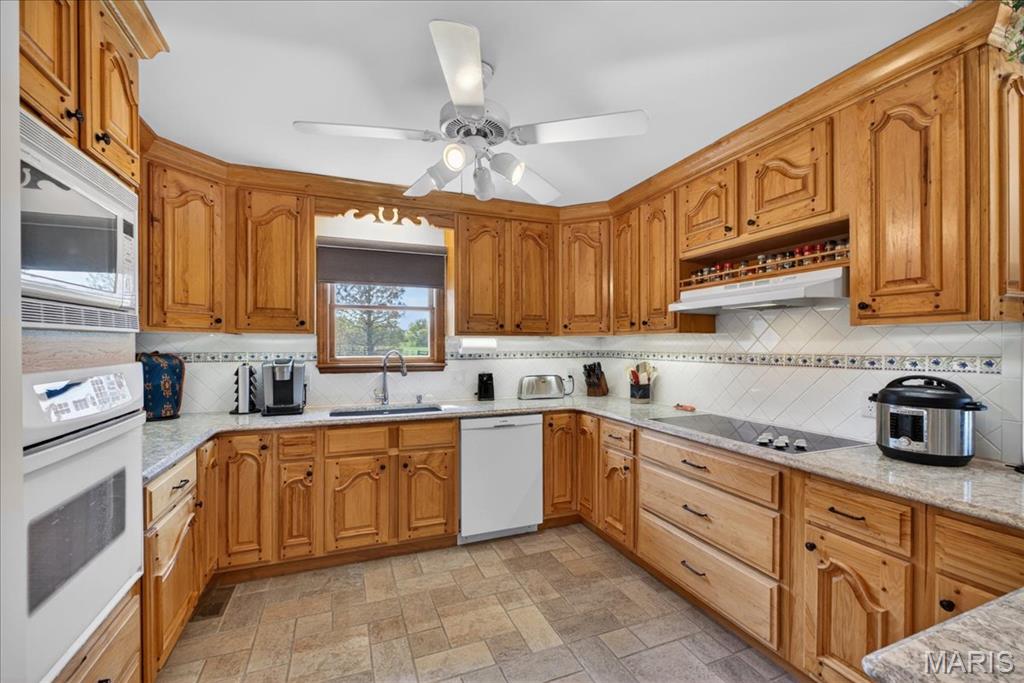 506 Windy Hill Road Elsberry, MO 63343 - Photo 8 of 42